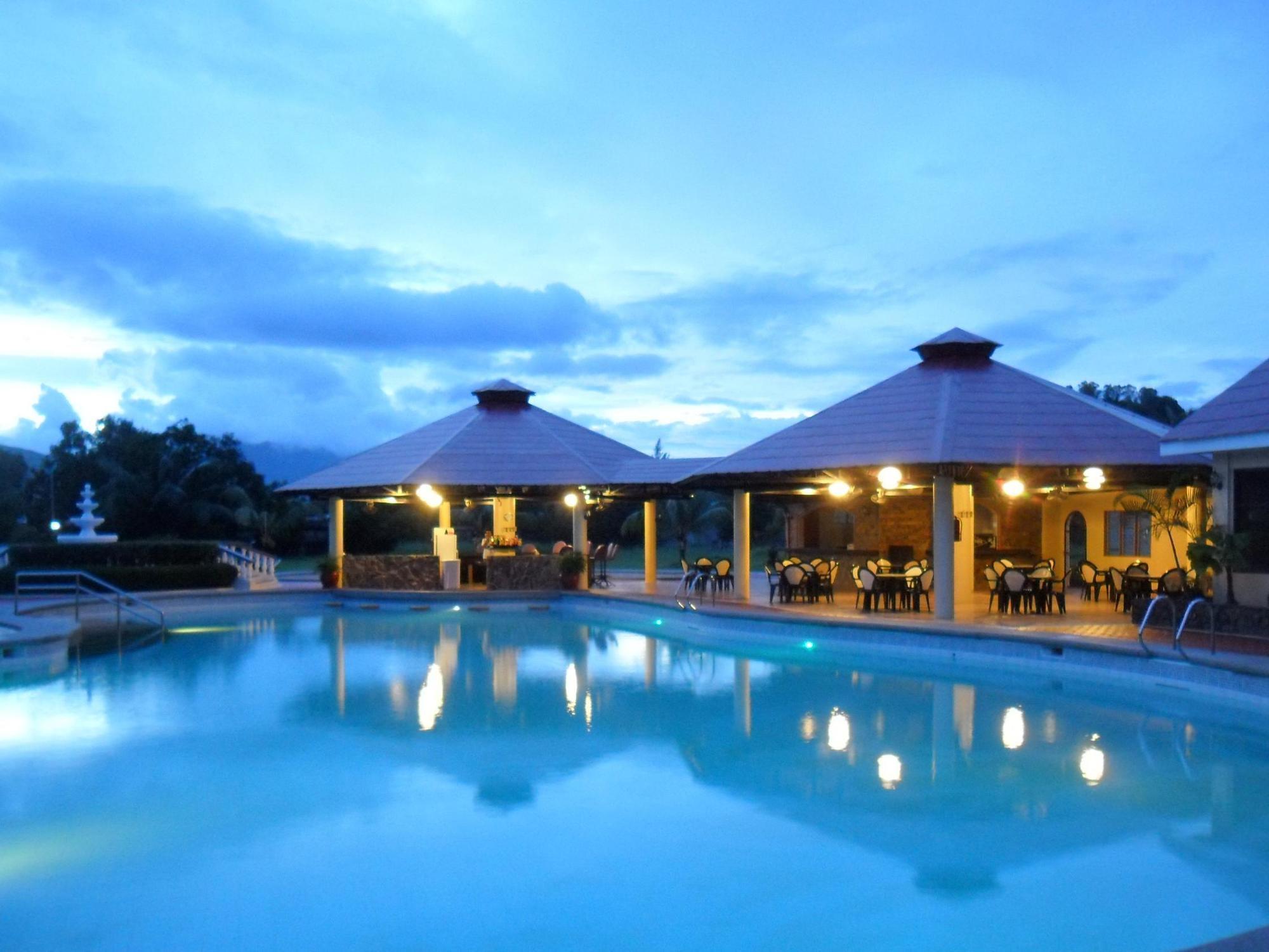 Subic Waterfront Resort And Hotel Eksteriør bilde