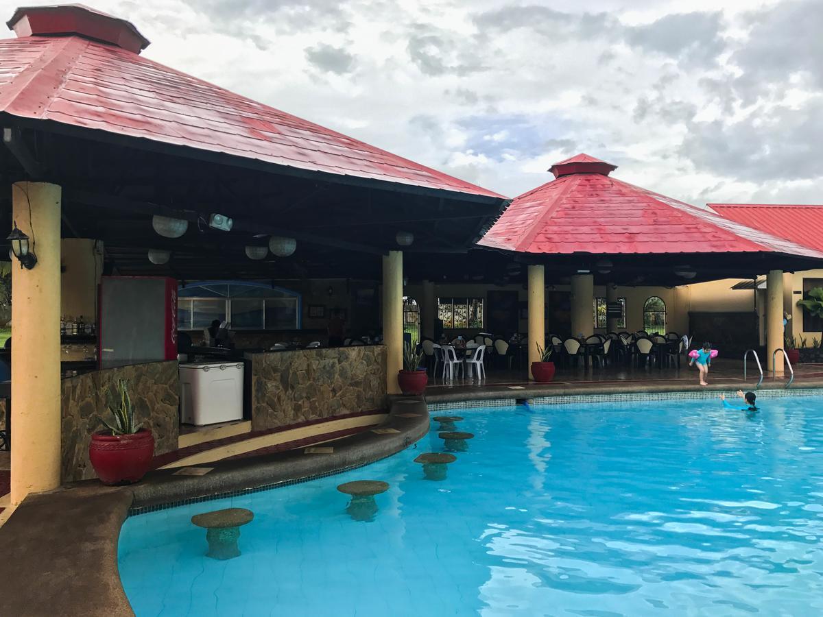 Subic Waterfront Resort And Hotel Eksteriør bilde
