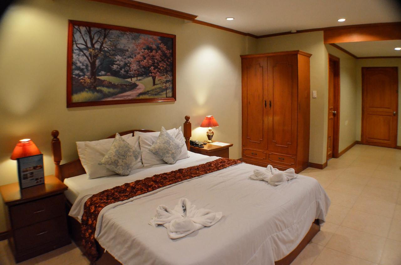 Subic Waterfront Resort And Hotel Eksteriør bilde